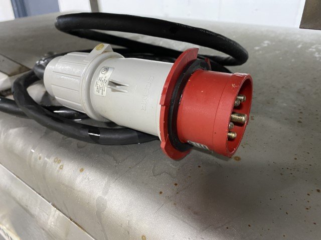 Used HAC FastBack Vibratory Feeder