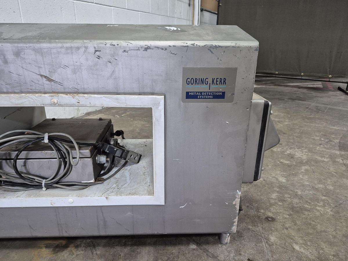Used Goring Kerr DSP2 Metal Detector 