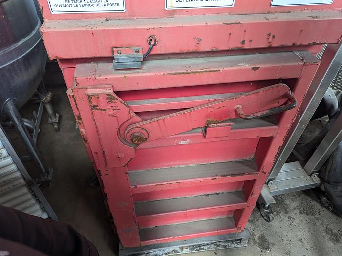 Used Universal Handling Can Crusher