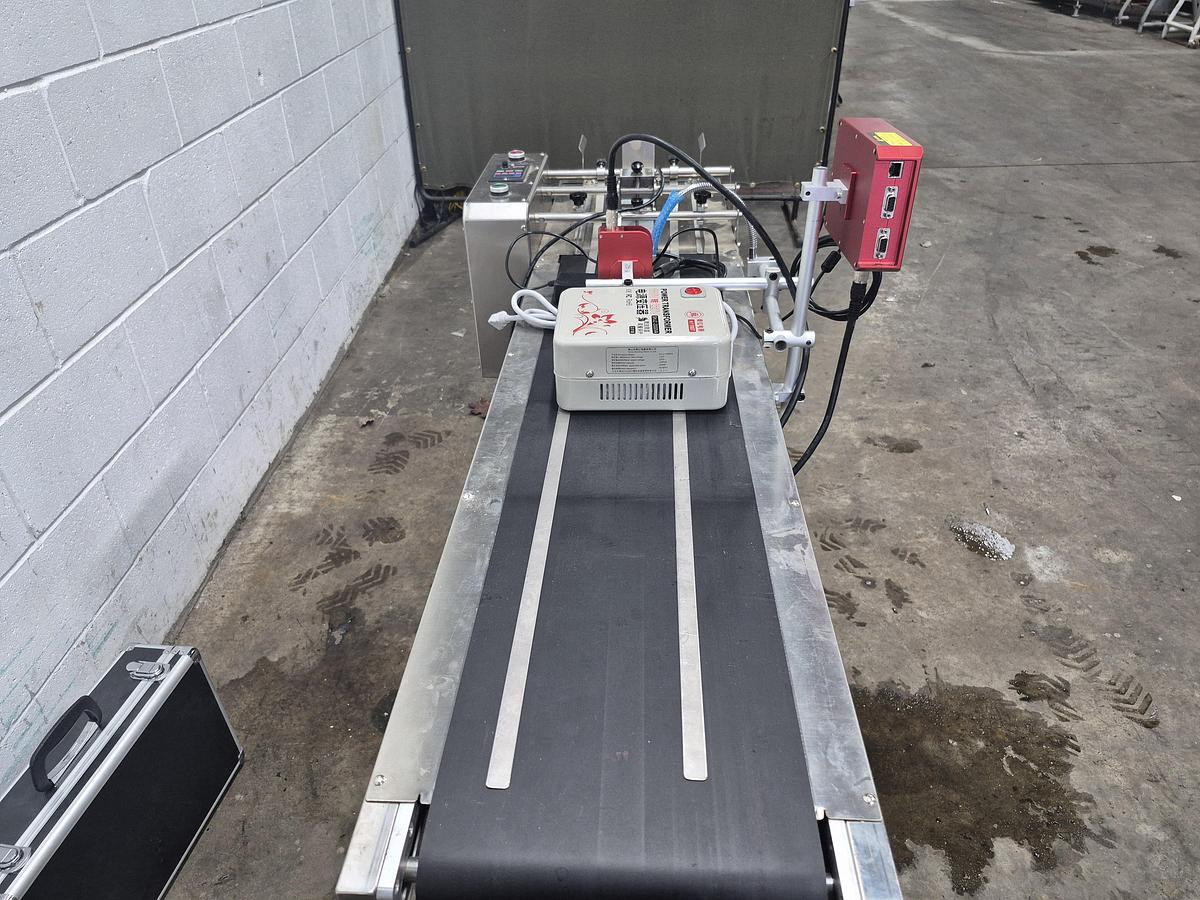 Used Sneed-Pack 5ft Conveyor