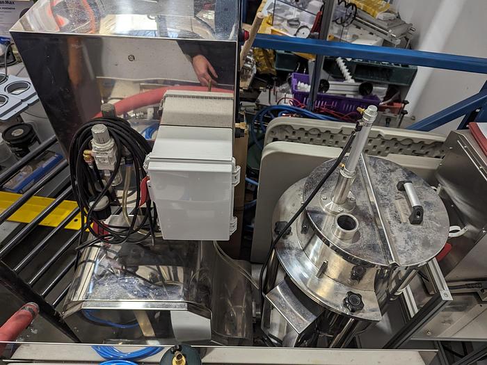 Used Servo Piston Pump w/ Balance Tank