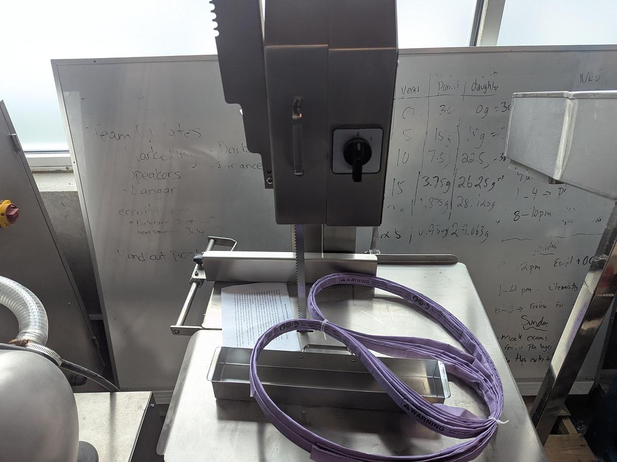 Used VEVOR Vertical Band Saw