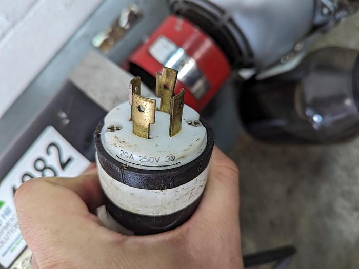 Used GAST 1/2 Hp Vacuum Pump