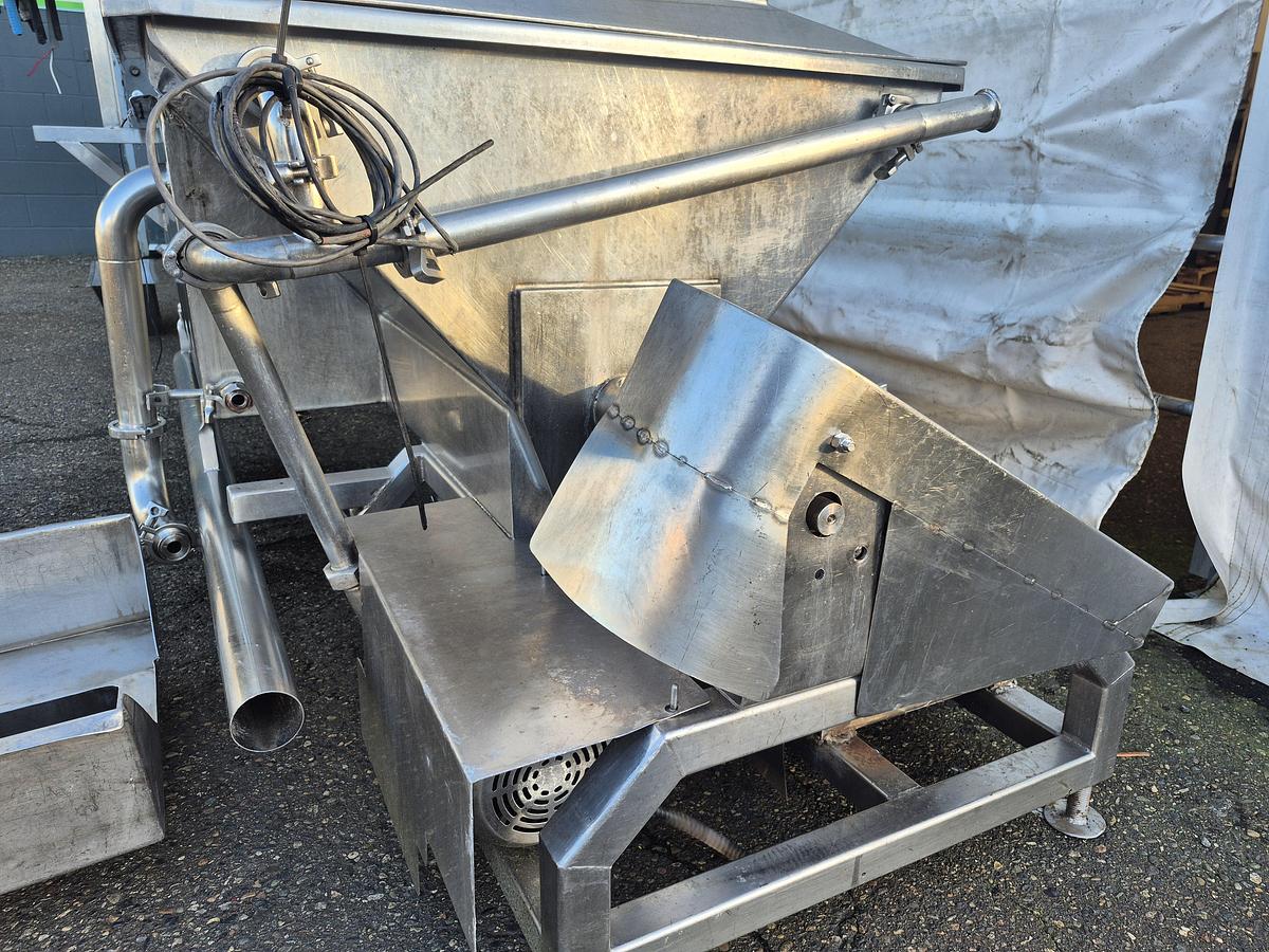 Used Mozzarella Cook & Stretch Tank