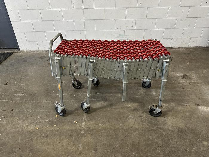Used Nestaflex 226 Expandable Conveyor