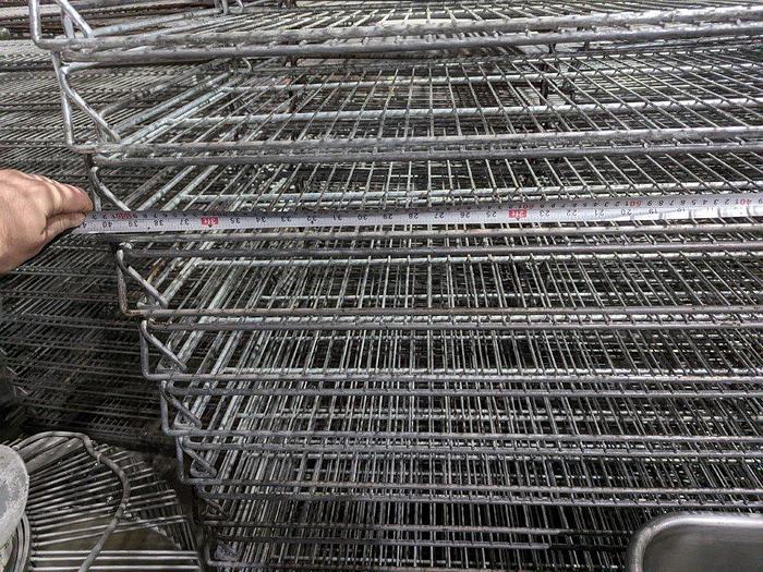 Used Baking & Cooling Racks