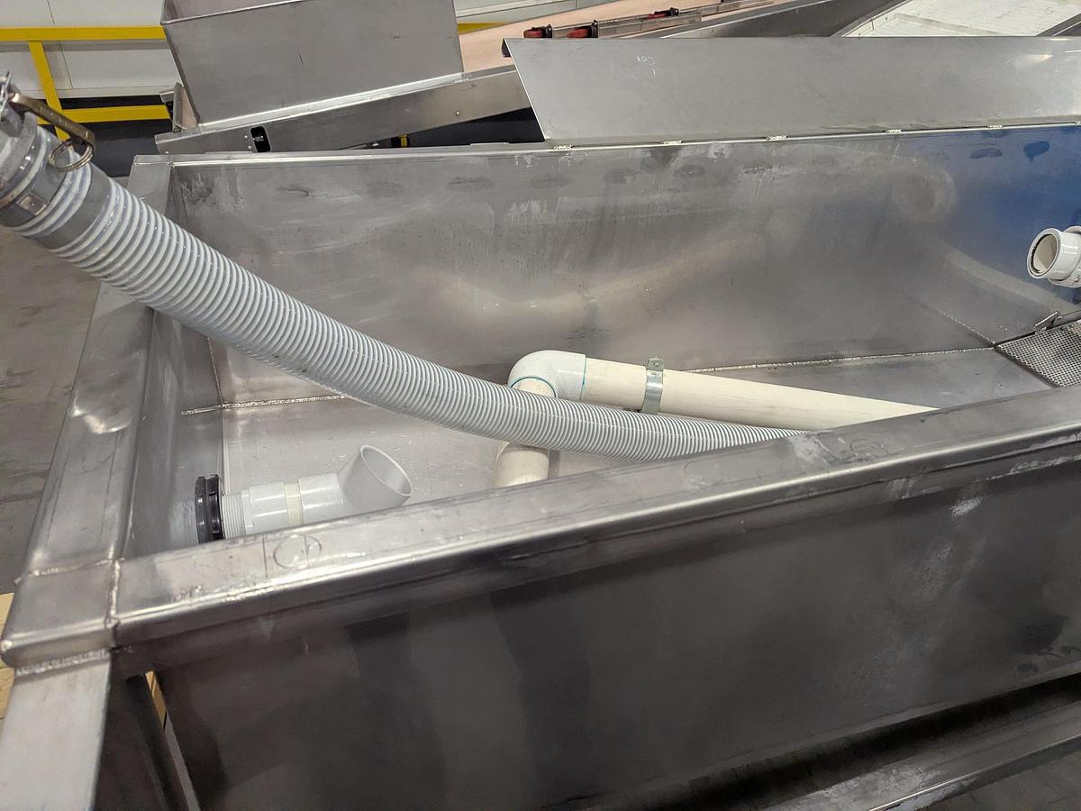 Used Bubbler Tank Conveyor