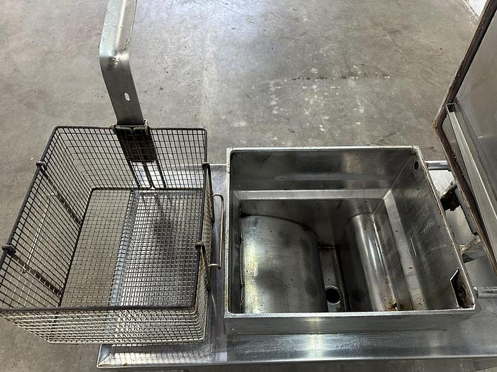 Used Henny Penny Pressure Fryer