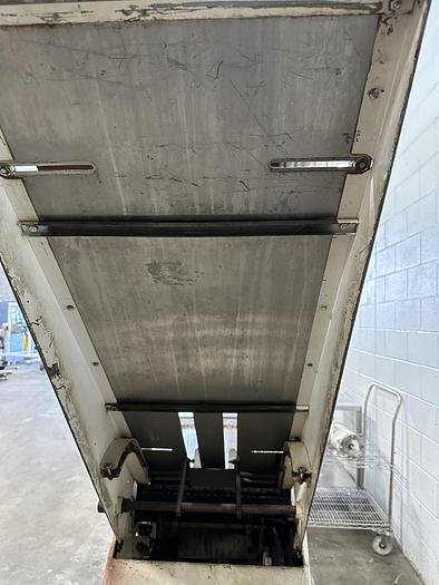 Used Oliver Gravity Feed Bread Slicer 797-48