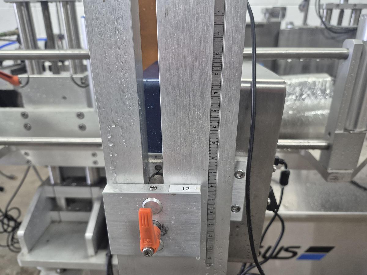 Used Aesus Eco Wrap Prism Labelling Machine