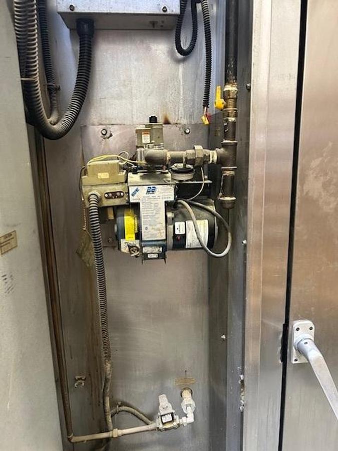 Used Revent 624 Natural Gas Rack Oven