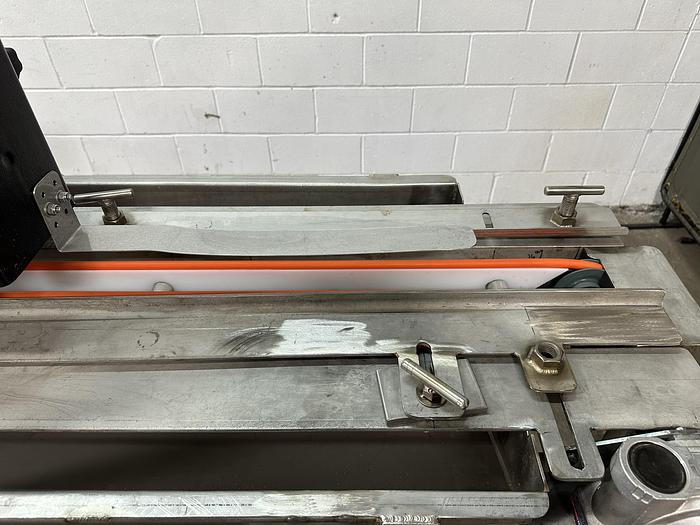 Used Lakewood Custom Clamshell Filler