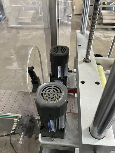 Used Automatic Press Capping Machine