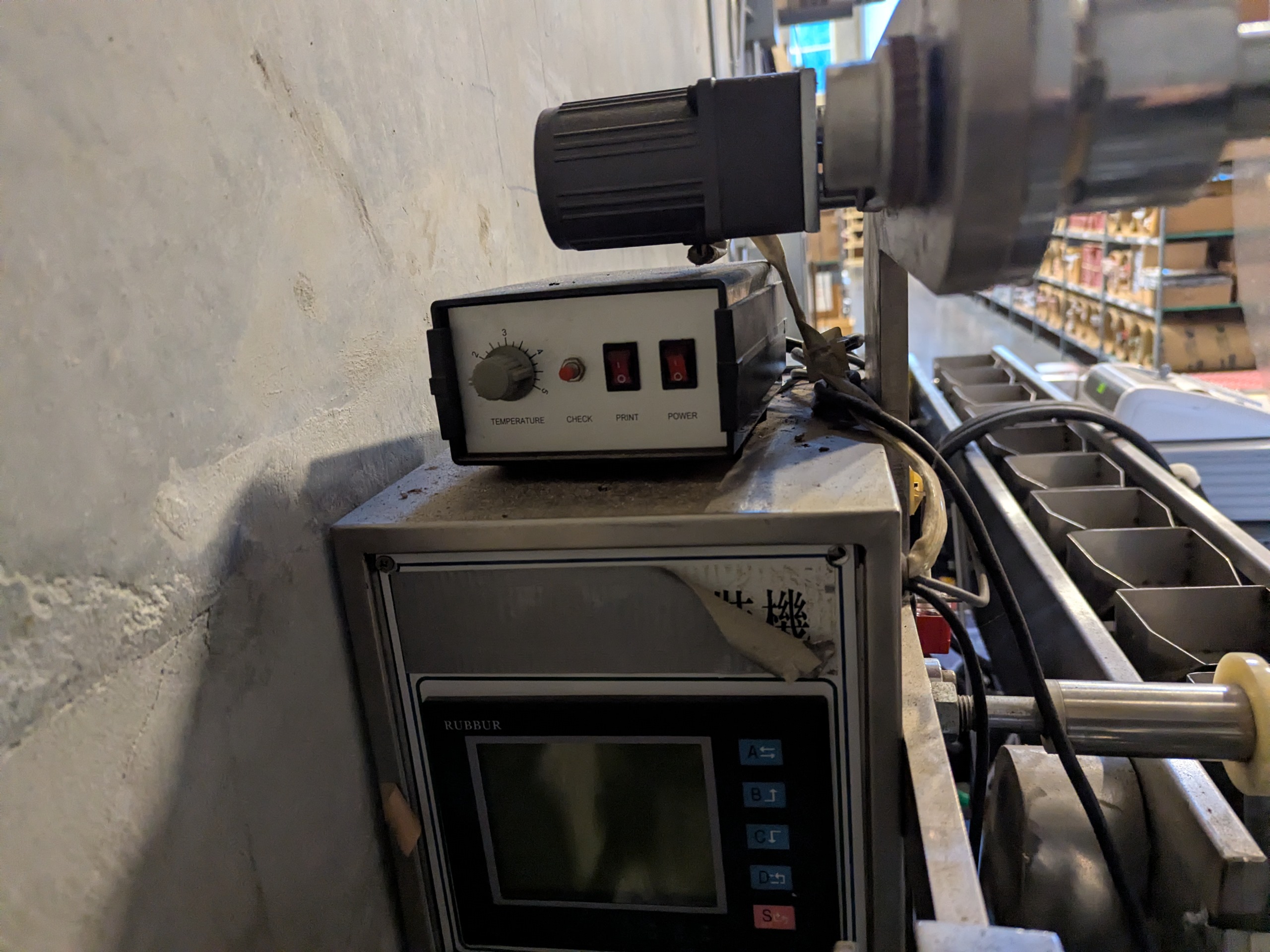 Used Flow Packer with Bucket Infeed