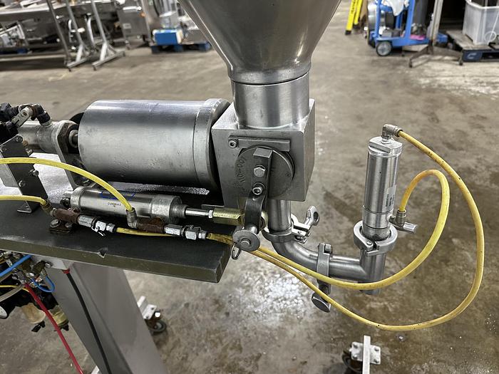 Used Hinds-Bock Single Piston Filler SP-64