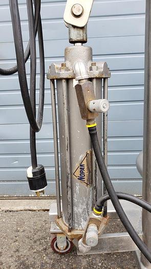 Used Groen Steam Jacketed Tilting Kettle with Scrape Surface Agitator