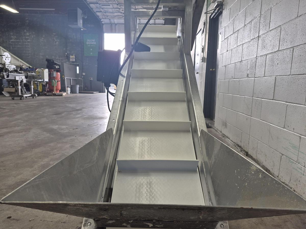Used Incline Conveyor with Hopper