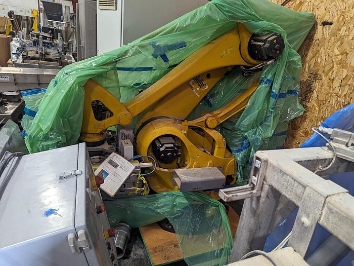 Used KUKA KR 180-2 PA Robotic Palletizer