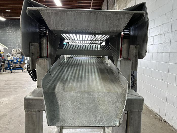 Used ROMA Vibratory Conveyor