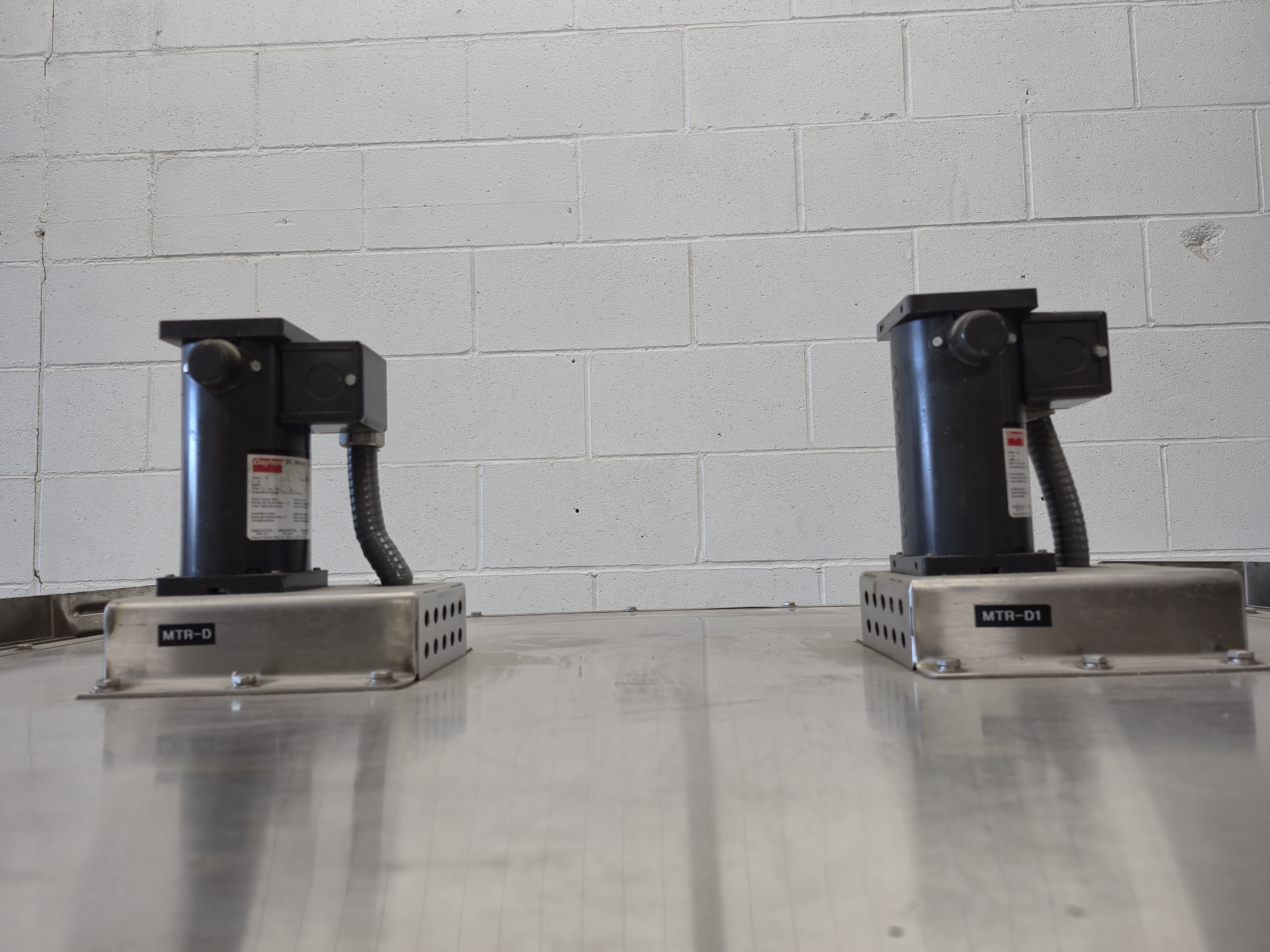 Used API VERSATech LB 22/32 L-Bar Sealer / API APTU 50-DV Heat Shrink Tunnel