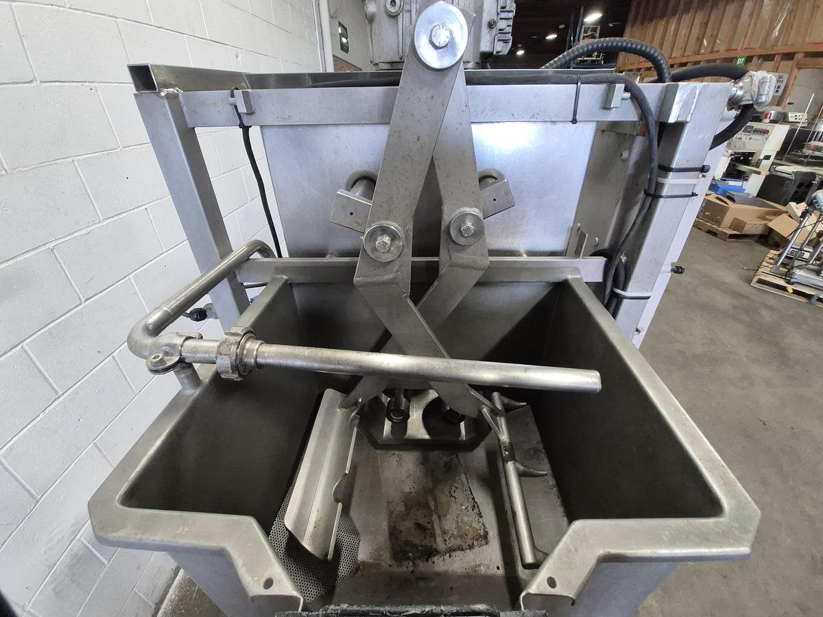 Used Mozzarella Cooker & Stretcher