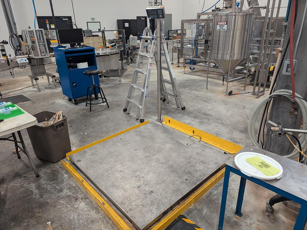 Used Mettler Toledo IND570 Industrial Weighing Terminal