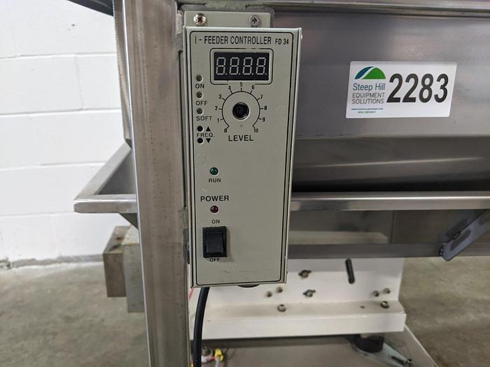 Used 54"L Shaker Conveyor