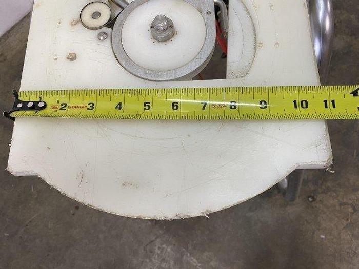 Used FoodTools Round Cake Slicer