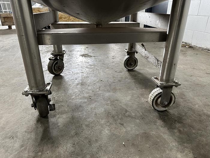 Used 180 Gallon SS Tank with Lid