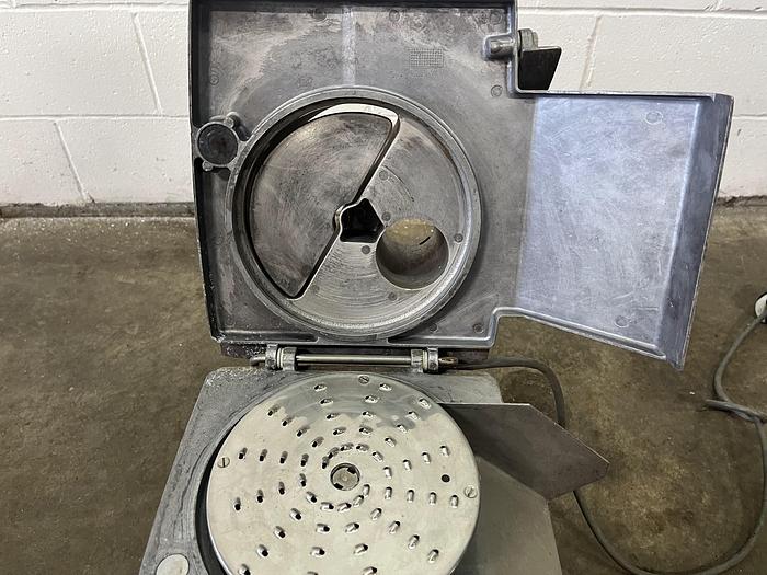 Used Robot Coupe R6N Food Processor for Sale at Steep Hill Equipment