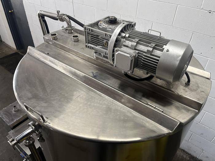 Used 1,000L Mixing Tank w/ Pumps