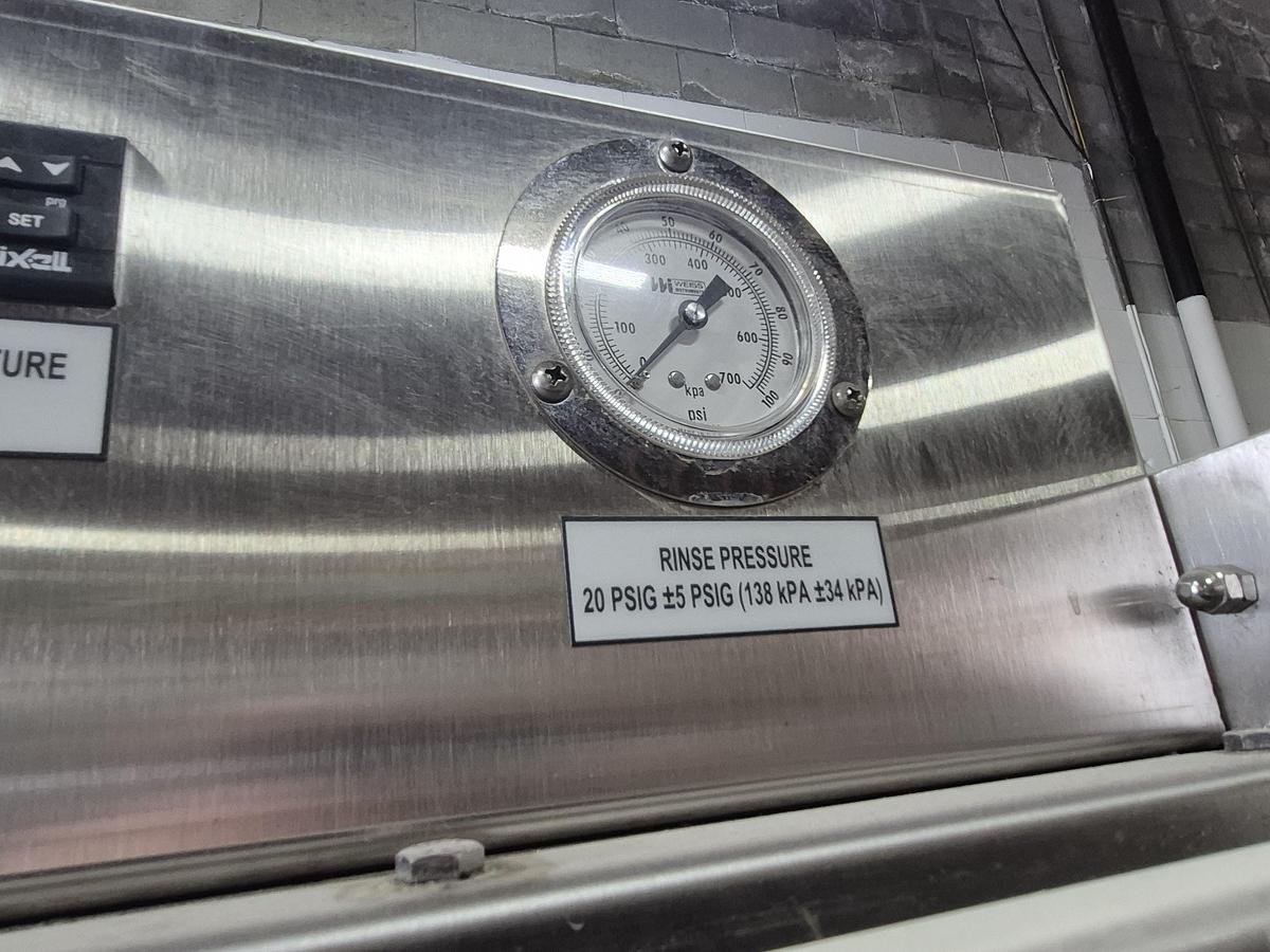 Used LVO TL14E Commercial Electric Tray Washer