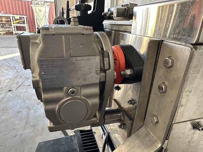 Used Can Line Accumulation Conveyor