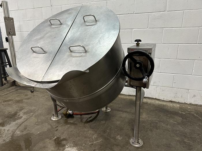 Used Crown Steam 60 Gallon Steam Kettle DLT-60