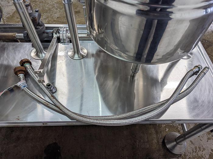 Used Groen Twin 10 Gallon Tilting Kettles