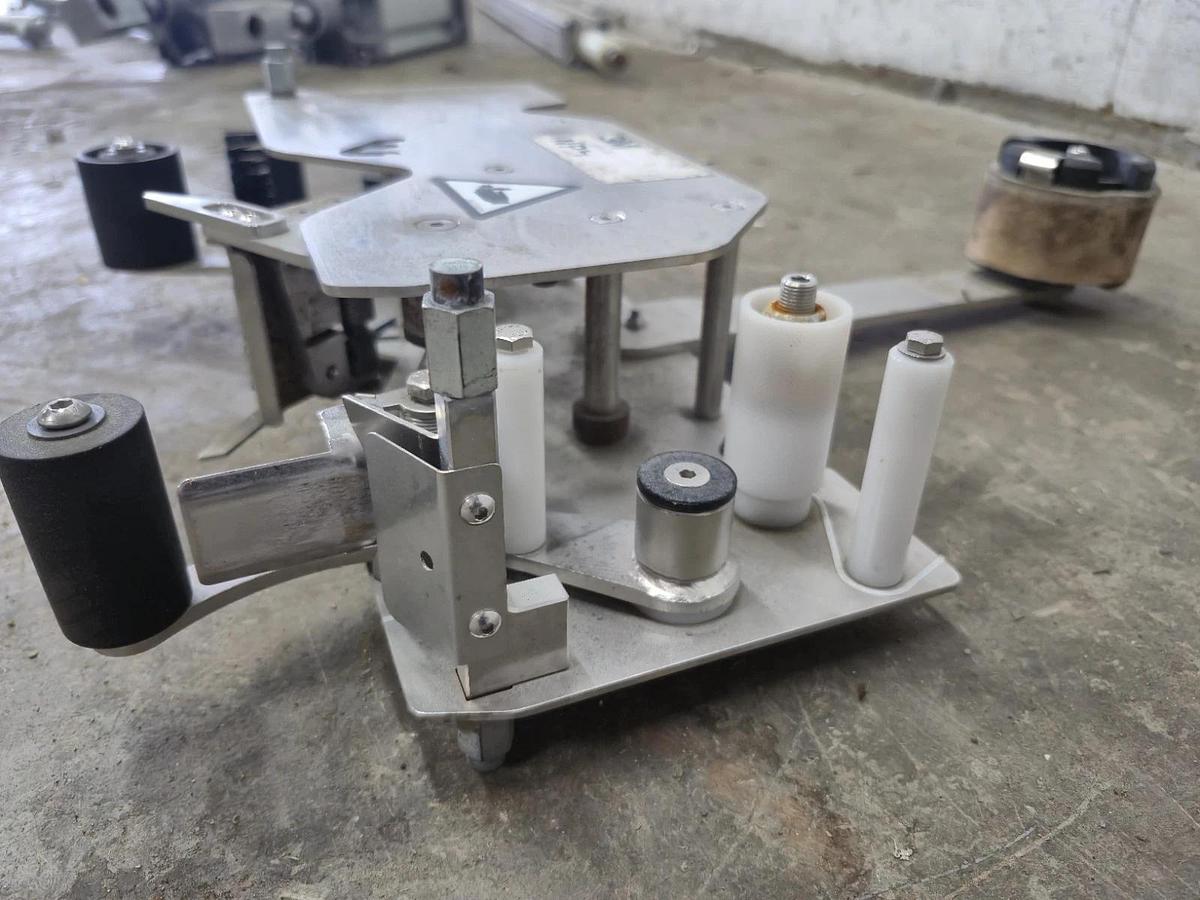 Used 3M AccuGlide NPH Taping Head