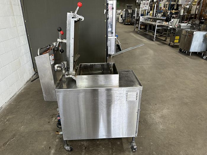 Used Henny Penny Pressure Fryer