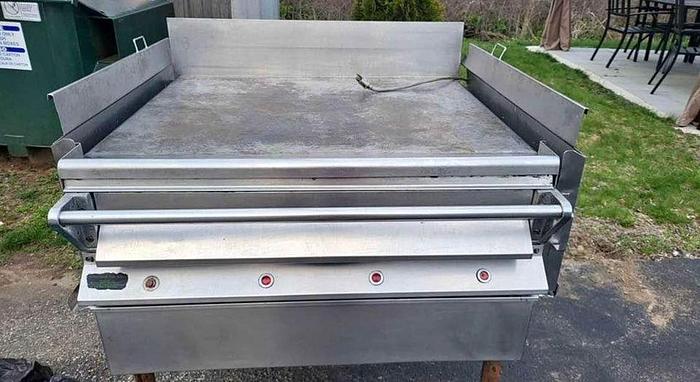 Used Natural Gas 3' Griddle TMM-36