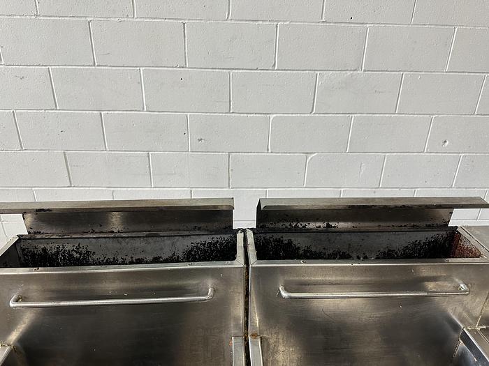 Used Quest Double Deep Fryer with Filtration