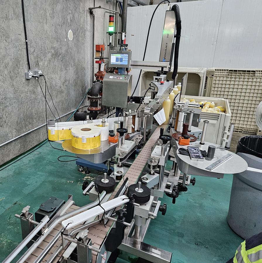 Used Acasi 12 Head Bottling Line with Capper and Labeler