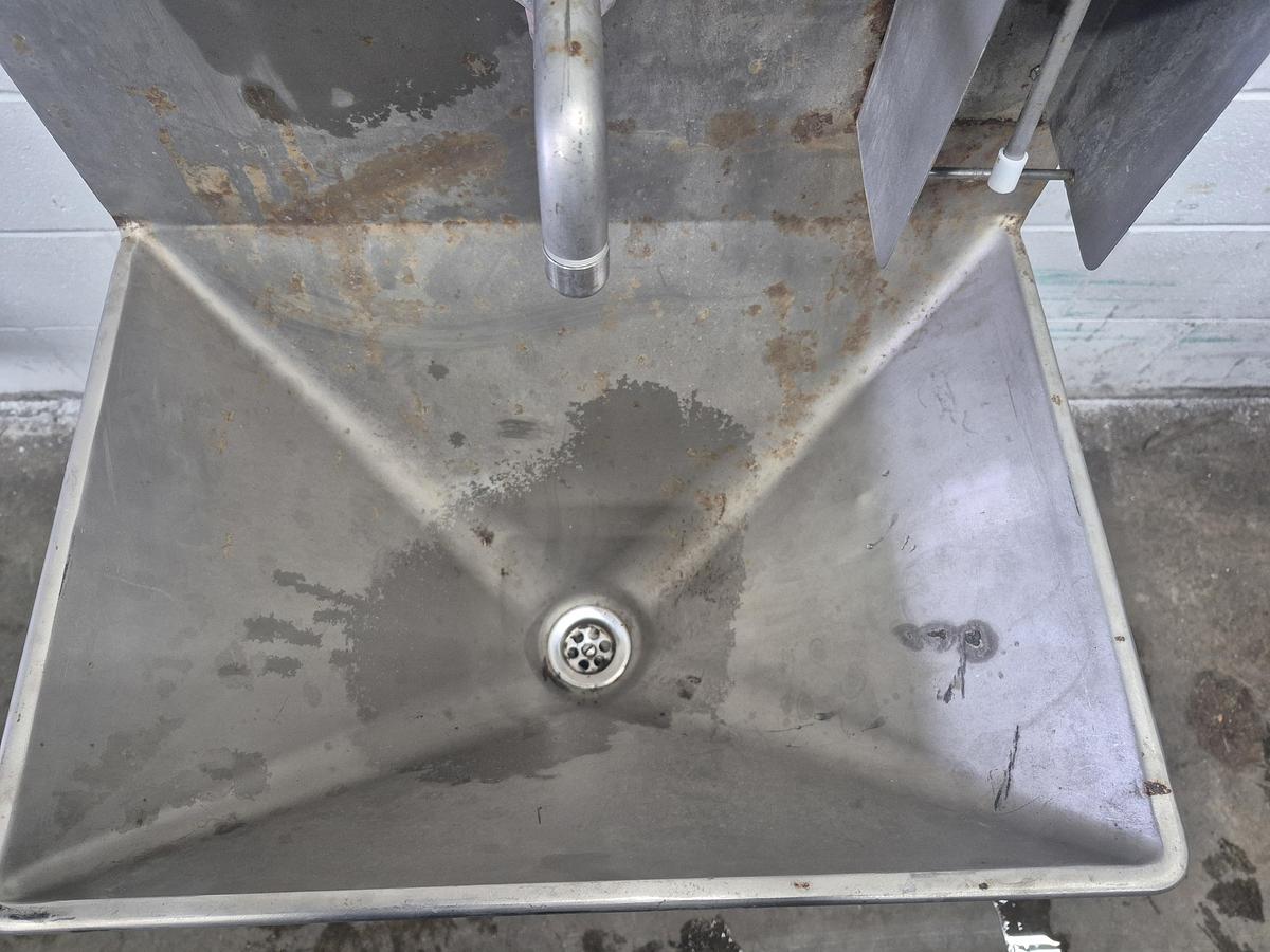 Used Roser SS Industrial Hand Wash Basin