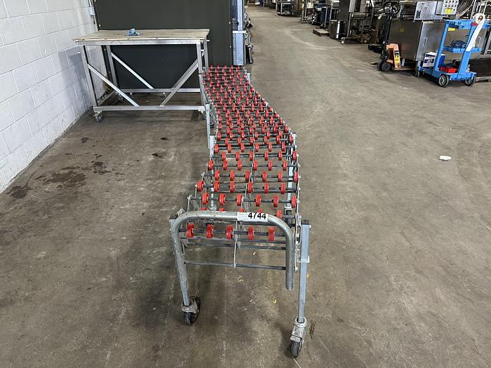 Used Nestaflex 226 Expandable Conveyor