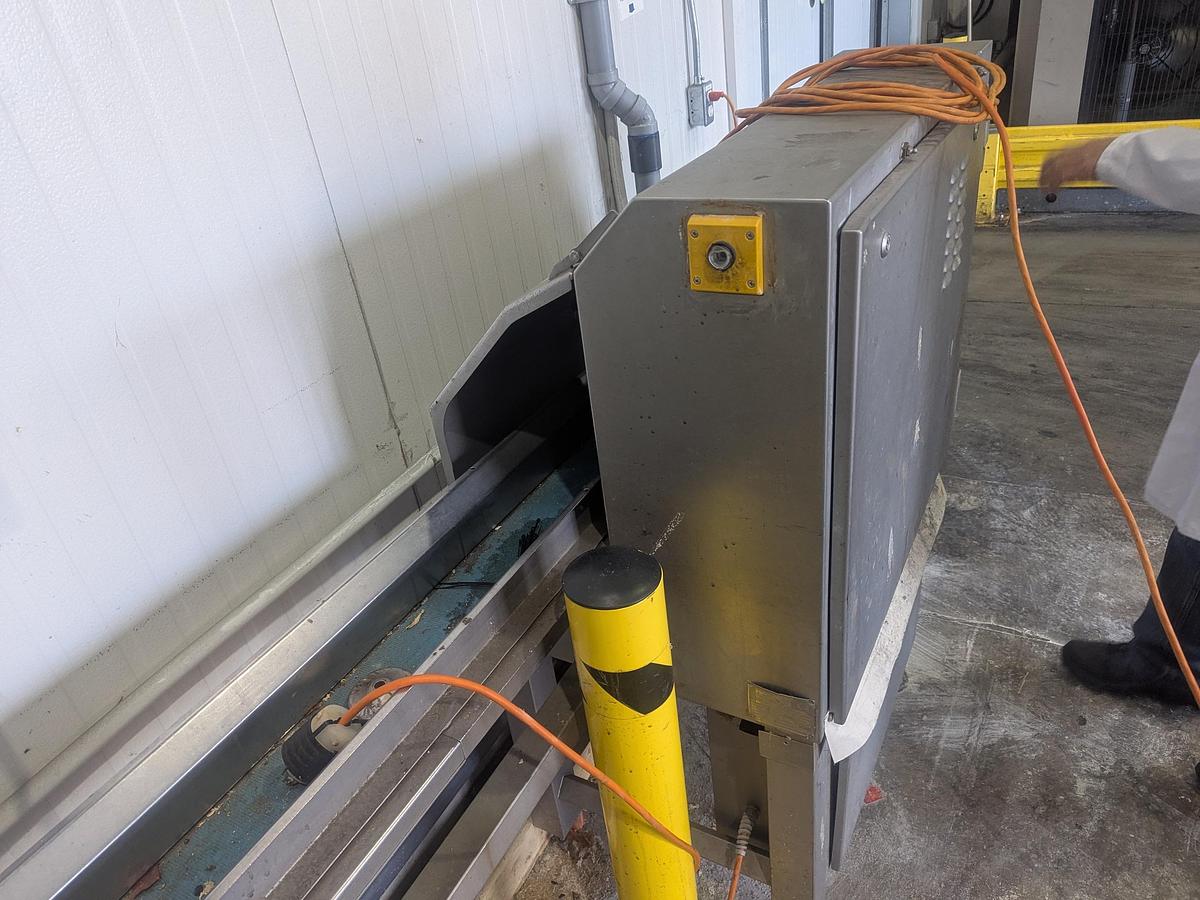 Used KRONEN GS 10-2 Belt Cutting Machine.