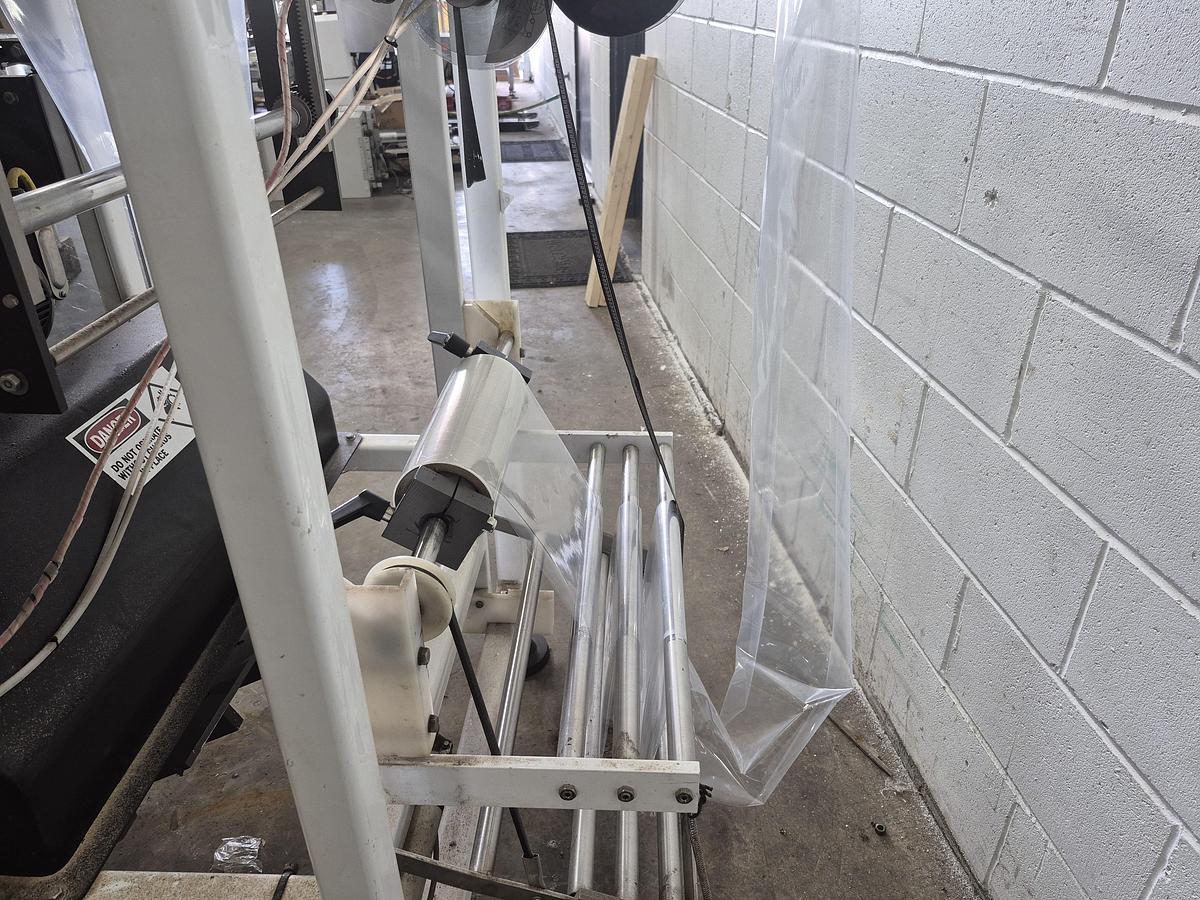 Used Matrix Packaging Machinery Vertical Form-fill-Seal Bagger