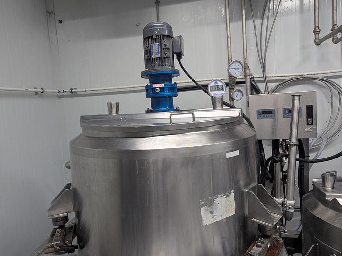 Used Dual Batch Processing Tanks