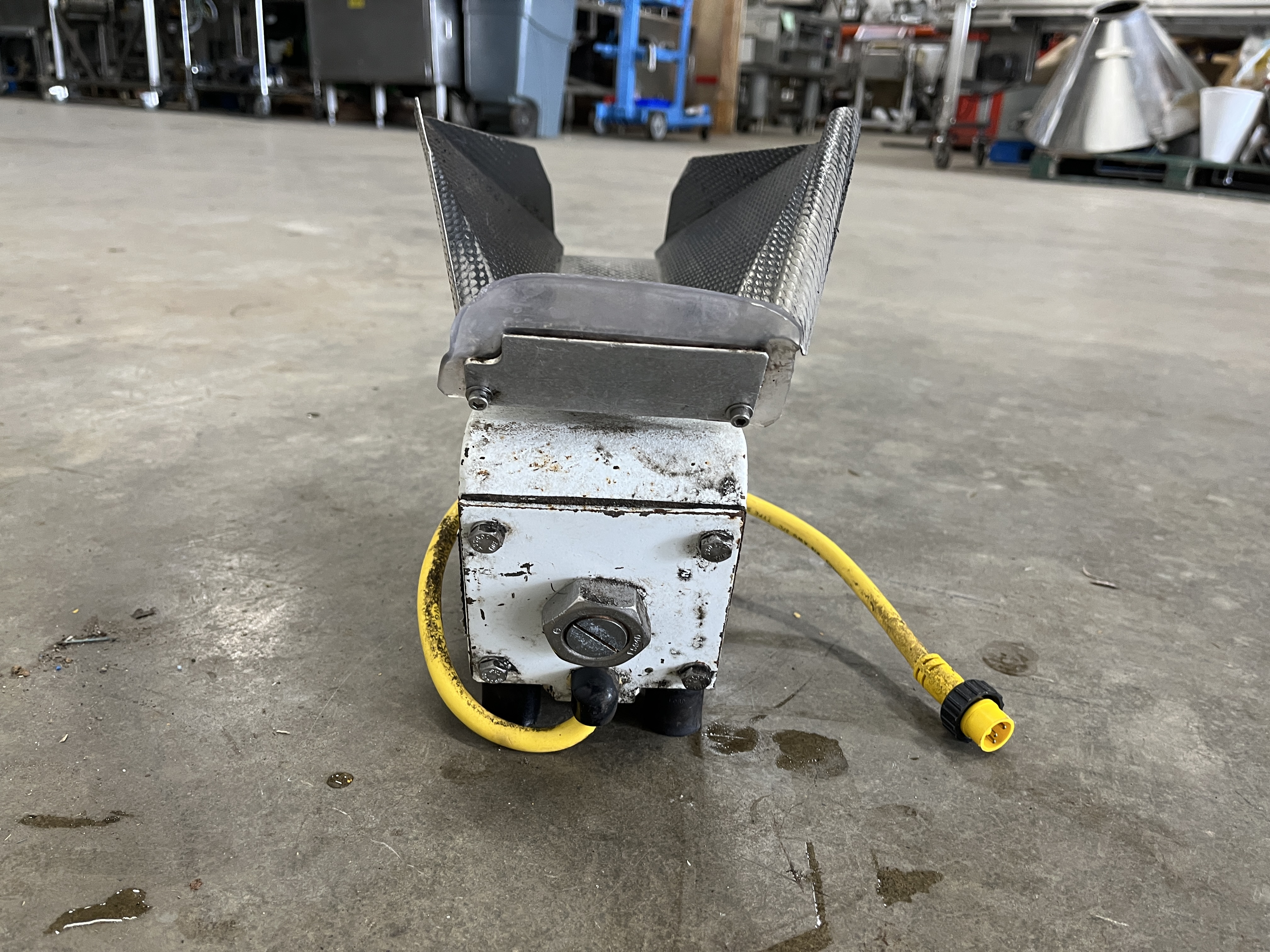 Used Eriez KHS-5 Vibratory Feeder