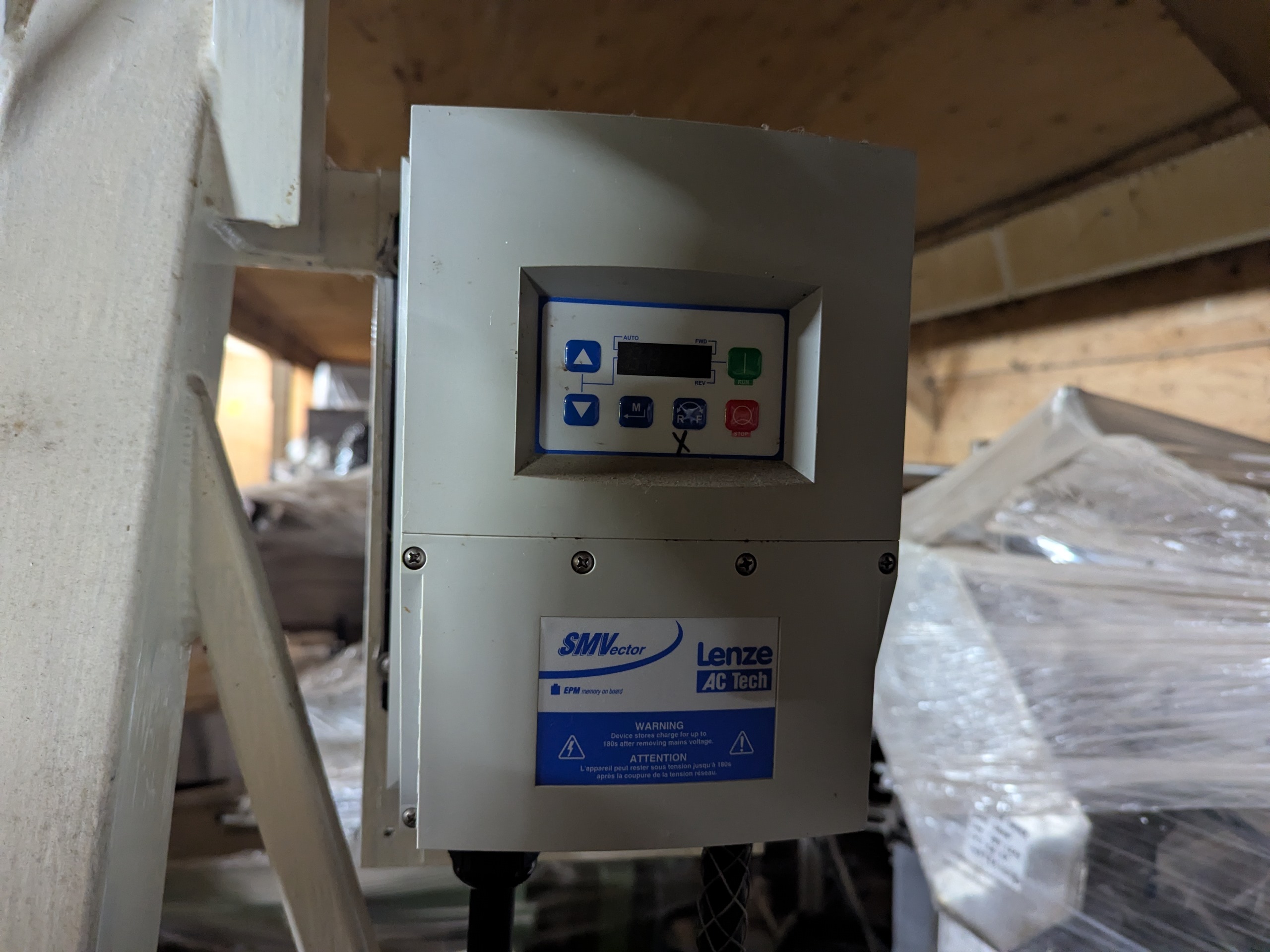 Used Admix MHL-101-SS Portable Lift Stand