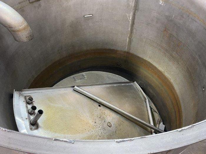 Used SS 1000 Gallon Slope-Bottom Tank