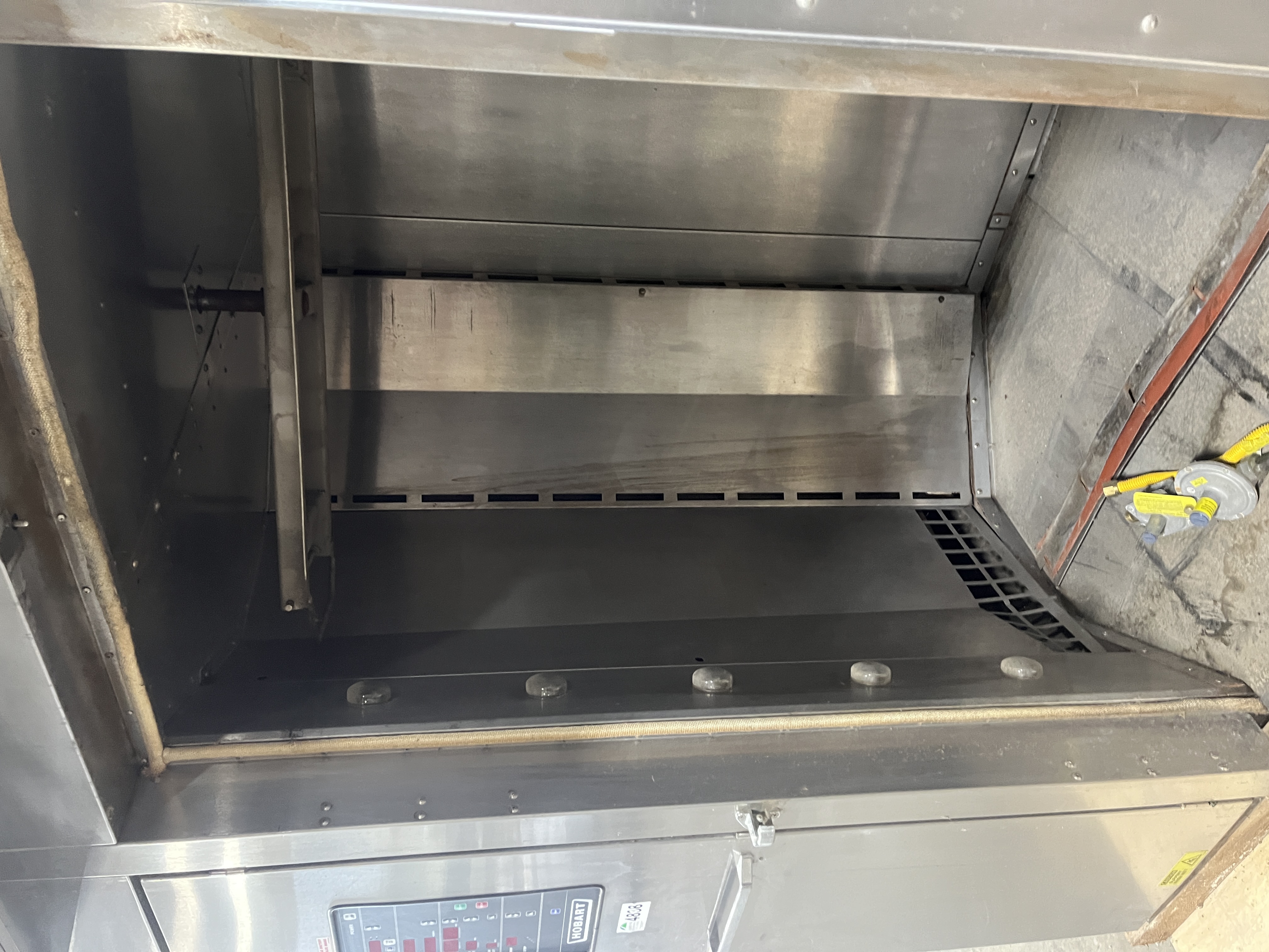 Used Hobart HBA2G Double-Rack Natural Gas Oven