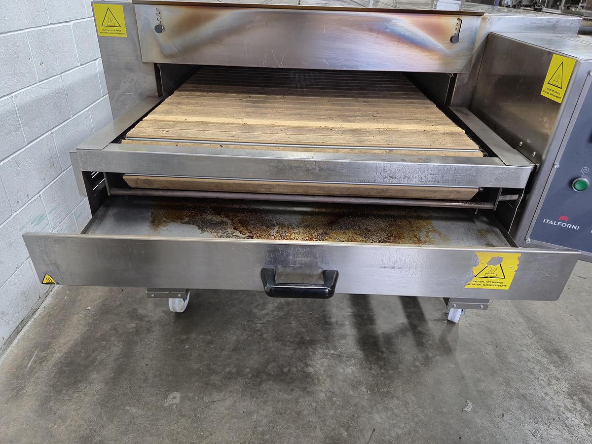 Used Italforni Tunnel Stone Electric Conveyor Oven